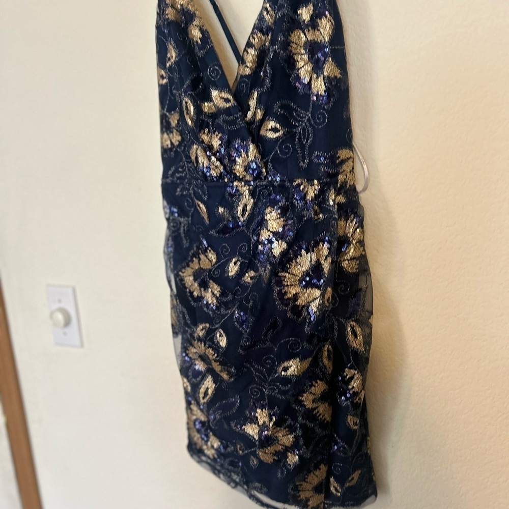 Lulus Small My Best Look Navy and Gold Sequin Surplice Bodycon
Mini Dress - Picture 5 of 12